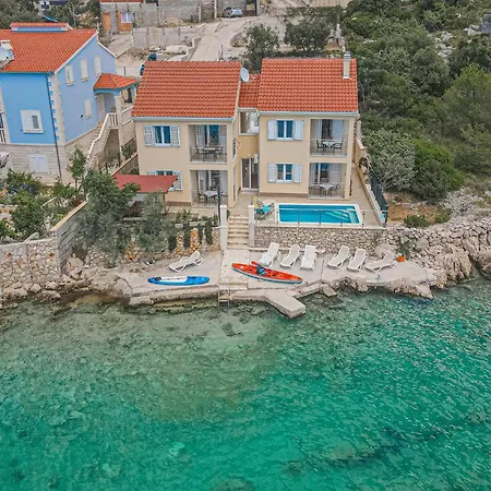 Stunning In Zatoglav With Wifi