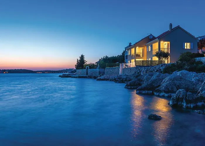 Stunning In Zatoglav With Wifi