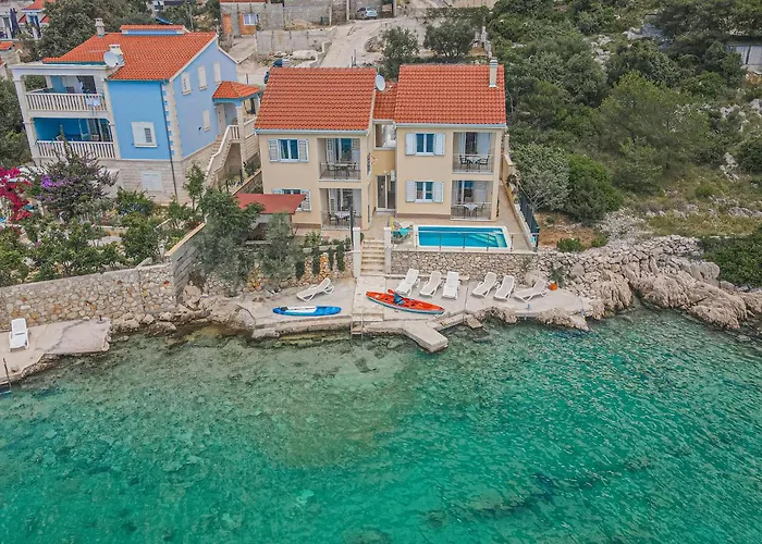 Stunning In Zatoglav With Wifi