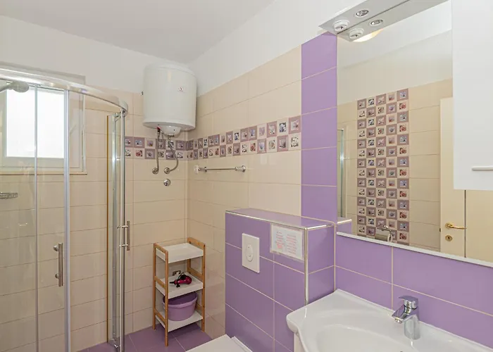 Stunning In Zatoglav With Wifi *